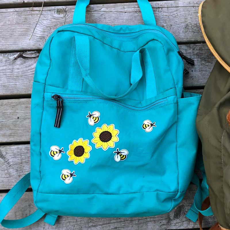 humlor tygmärken på ryggsäck