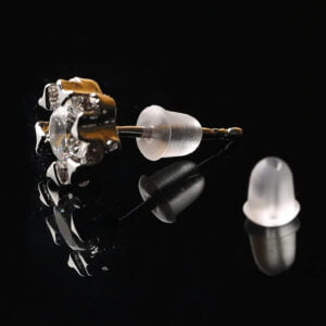 gummilås örhängen