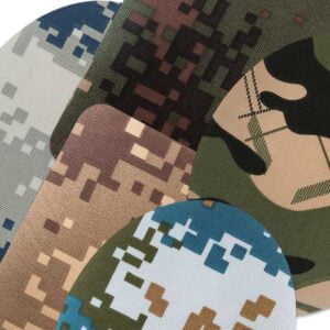 Kamouflage mönstrade lappar att stryka på kläder och laga hål