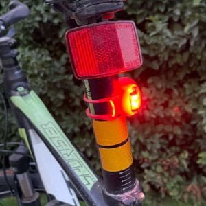 Röd ledlampa till cykel