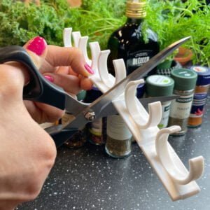 Kryddställ som är självhäftande att klippa delar från