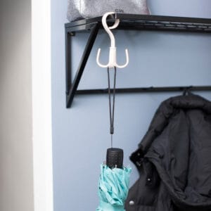 roterande krok till klädhängare