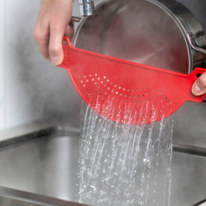 Avhällningssil för kastruller