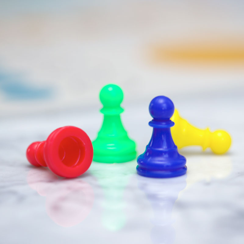 spelpjäser fia med knuff