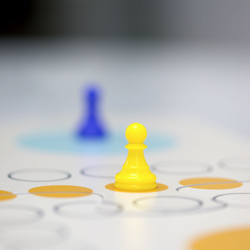 spelpjäser fia med knuff